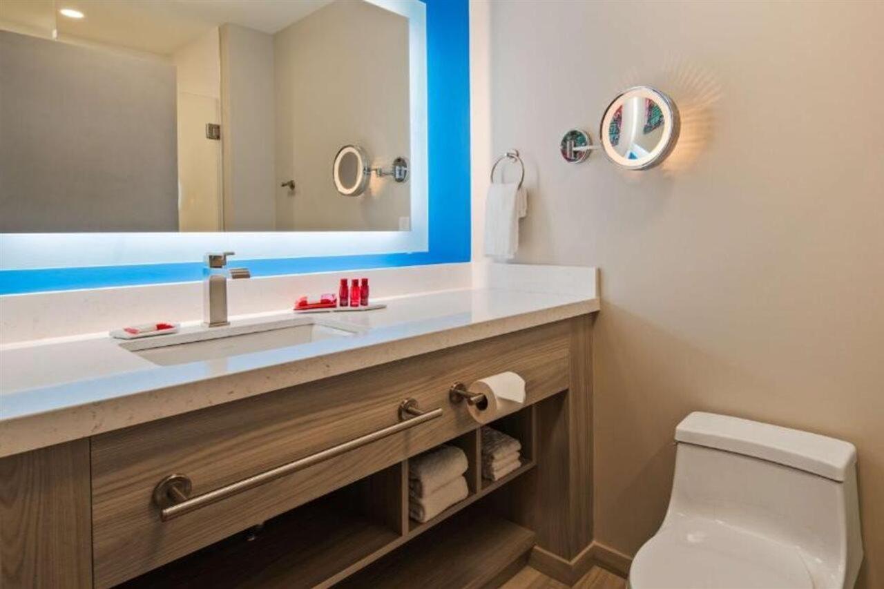 Best Western Premier Winnipeg East Екстер'єр фото