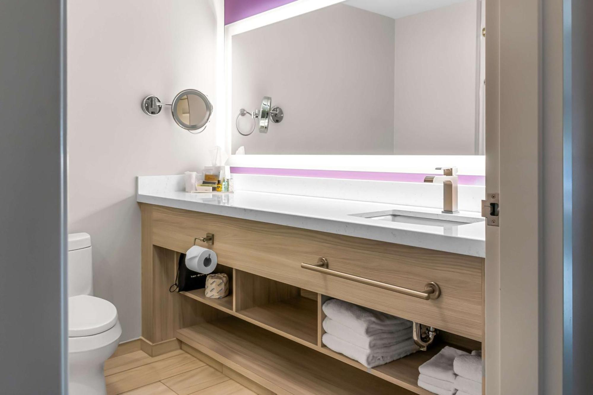 Best Western Premier Winnipeg East Екстер'єр фото